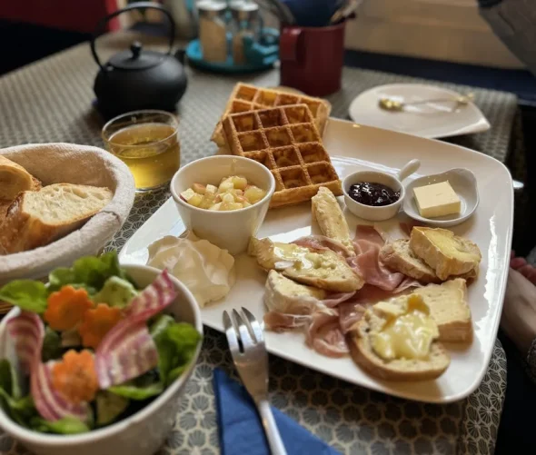 Wochenendbrunch_Im Curiosithés-Garten_Honfleur