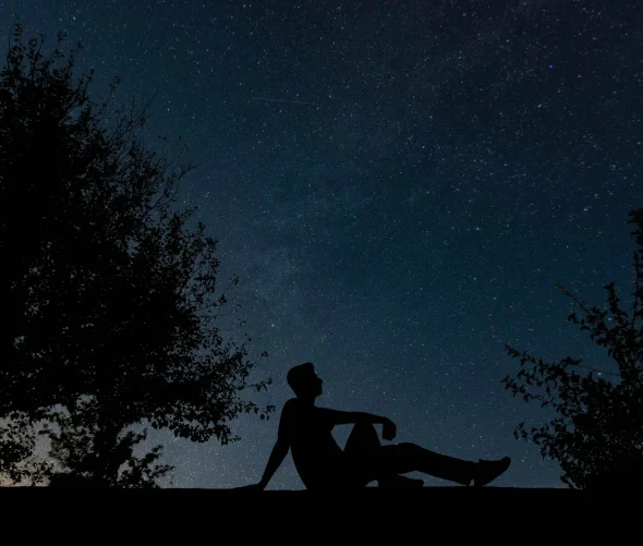 Head in the stars_Discovery of astronomy at the Manoir du Désert in Honfleur