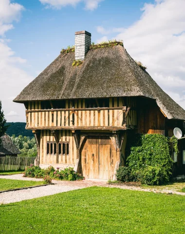 Chaumières et pans de bois