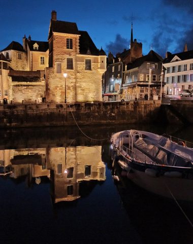 La Lieutenance Honfleur de nuit