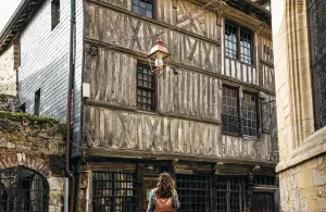Vieille ville Honfleur_colombages_French Wanderers